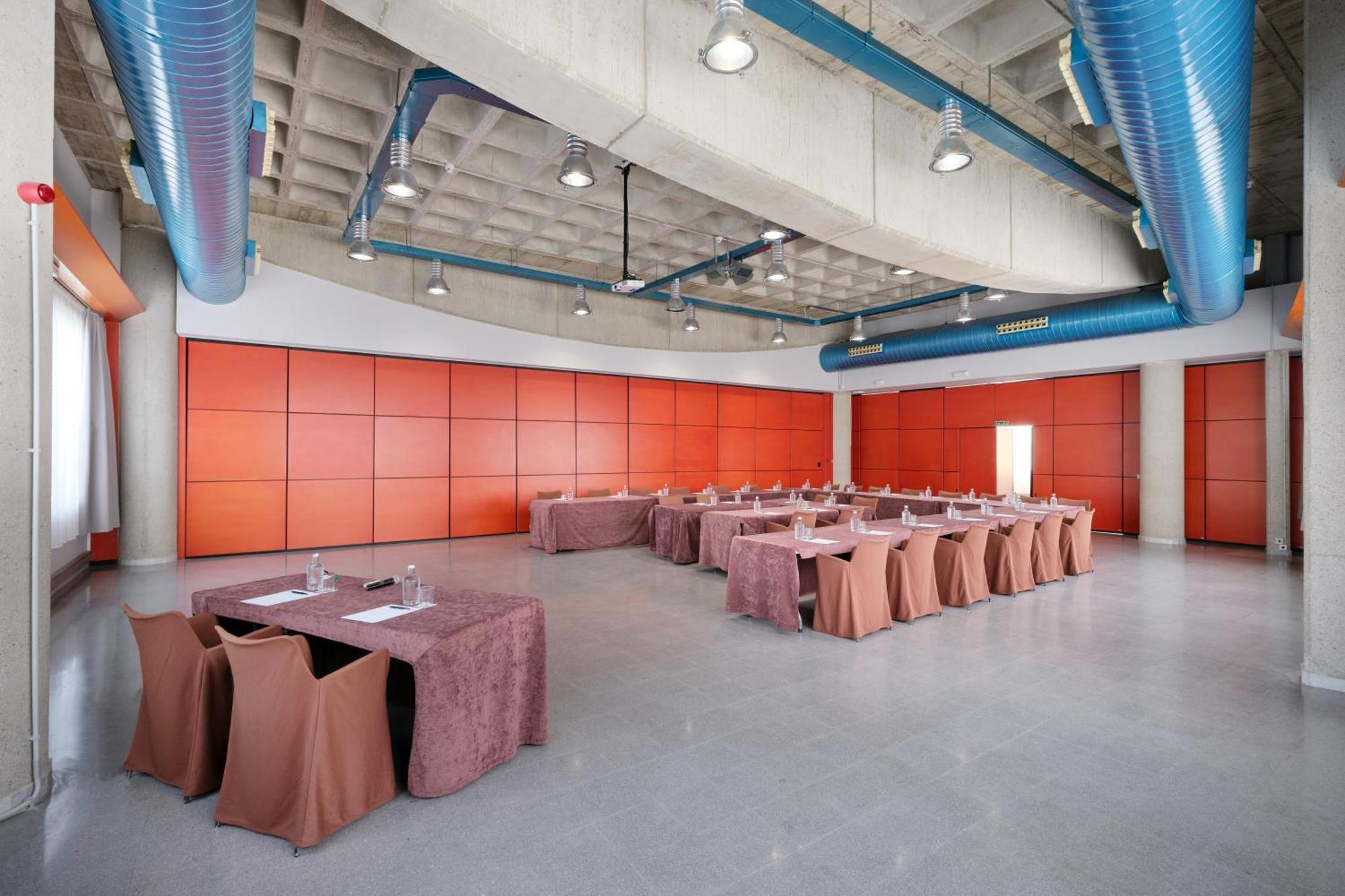 Exe Campus Otel Cerdanyola del Valles Dış mekan fotoğraf