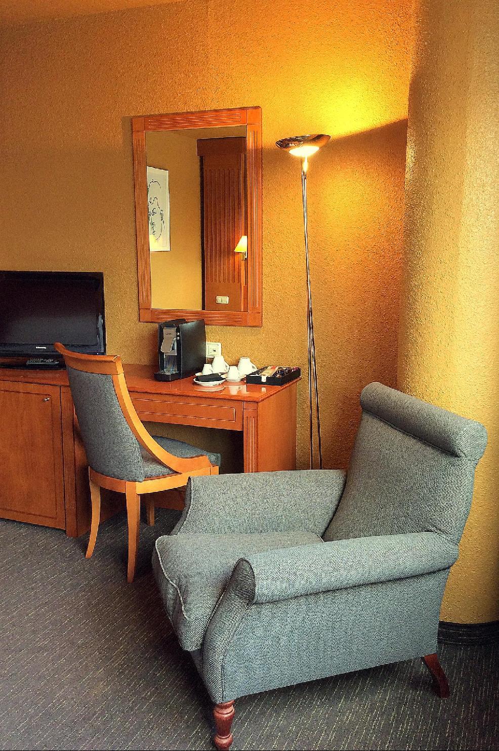 Exe Campus Otel Cerdanyola del Valles Dış mekan fotoğraf