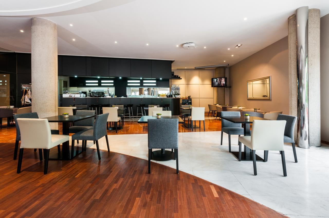 Exe Campus Otel Cerdanyola del Valles Dış mekan fotoğraf